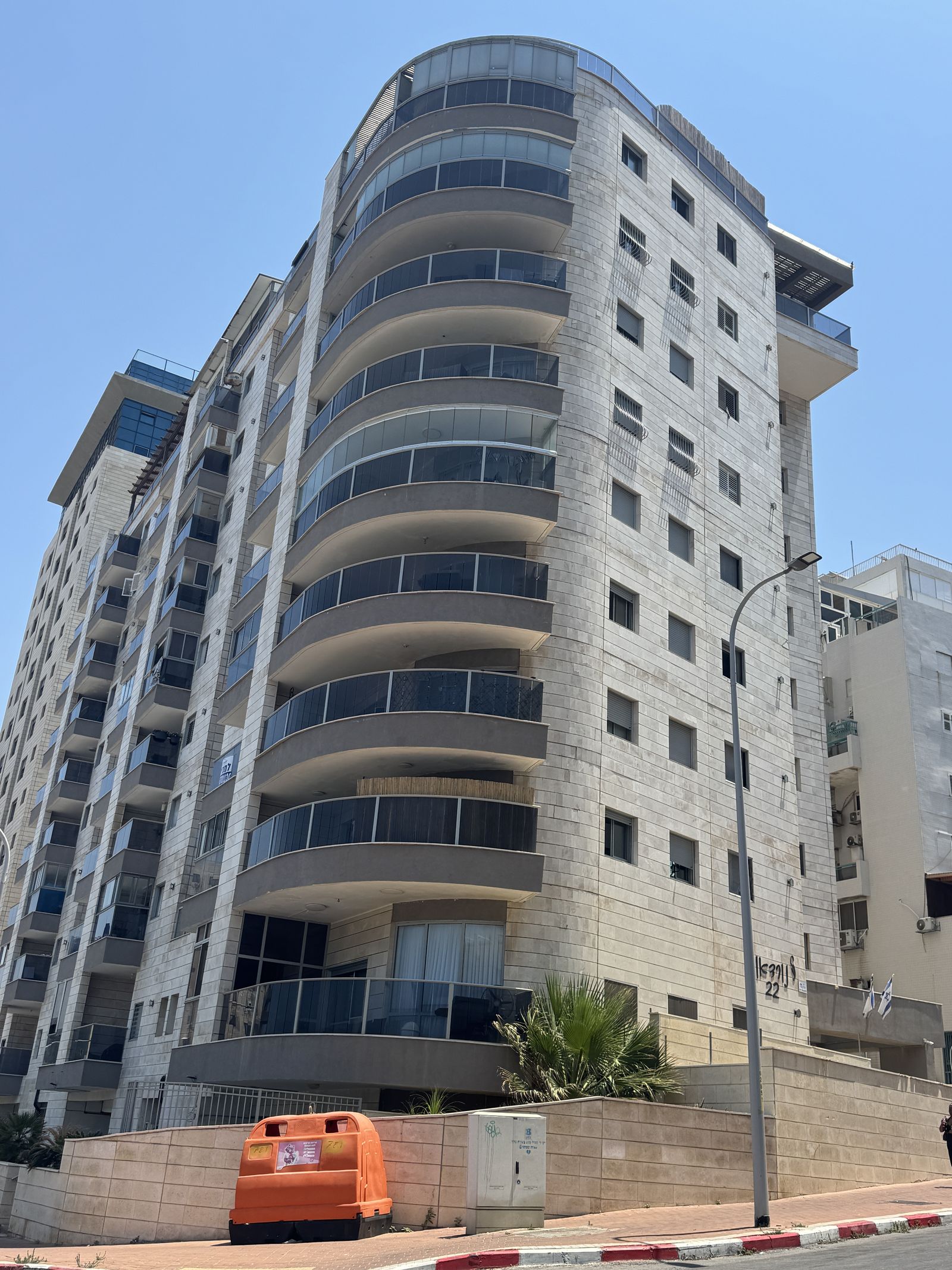 כתר דוד — מגדל מגורים שנבנה ואוכלס על ידי שלי גרופ באשדוד
